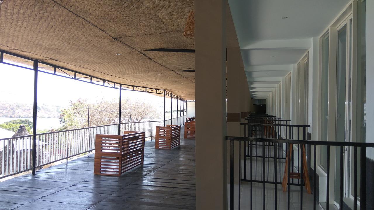 Mawar Hotel Labuan Bajo Exterior foto