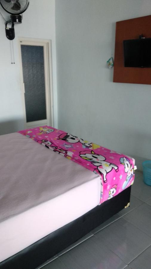 Mawar Hotel Labuan Bajo Exterior foto